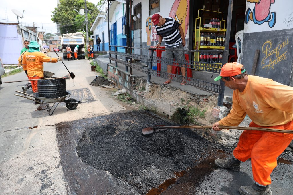 Prefeitura de Manaus leva asfalto e transforma mobilidade na comunidade São Sebastião 