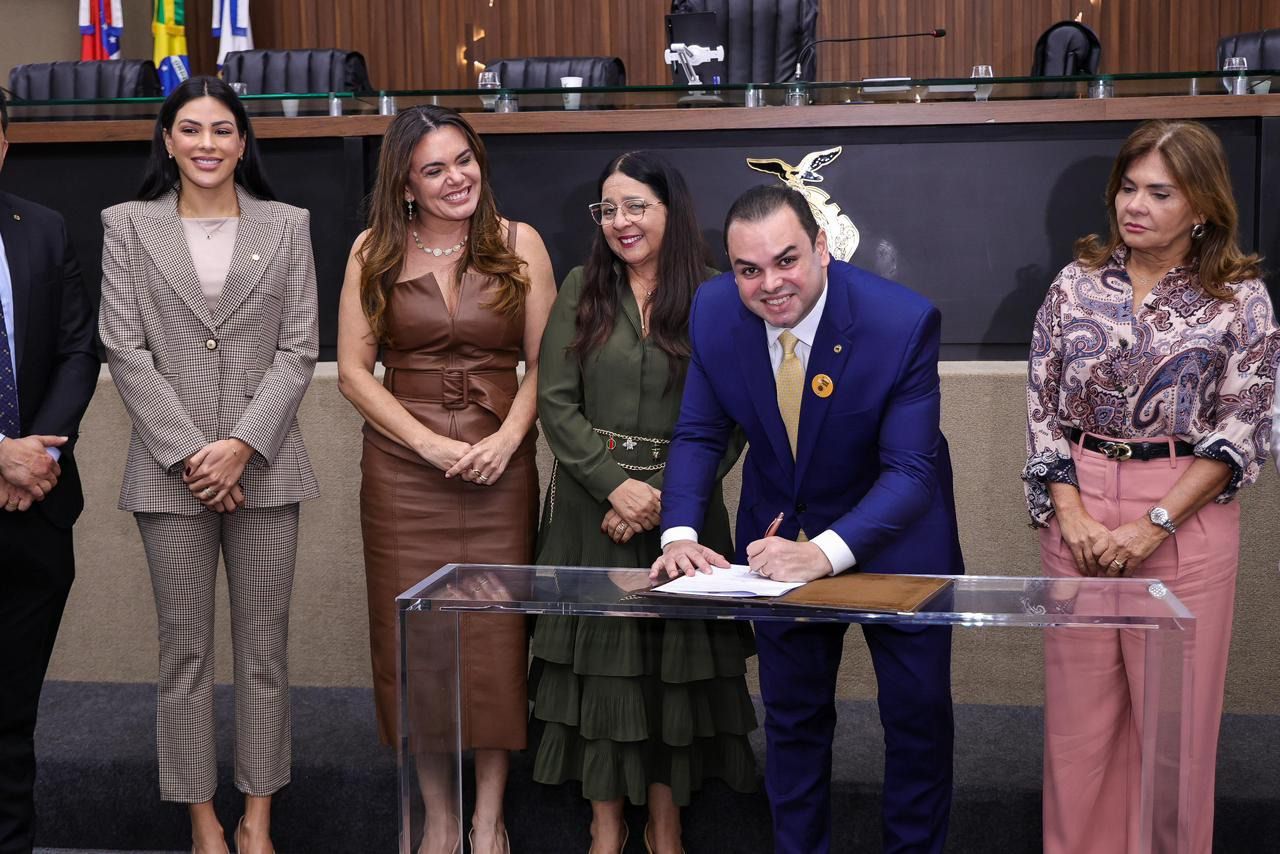 ‘Cooperação entre Aleam e MPAM reforça combate à violência contra a mulher,’ avalia presidente Roberto Cidade