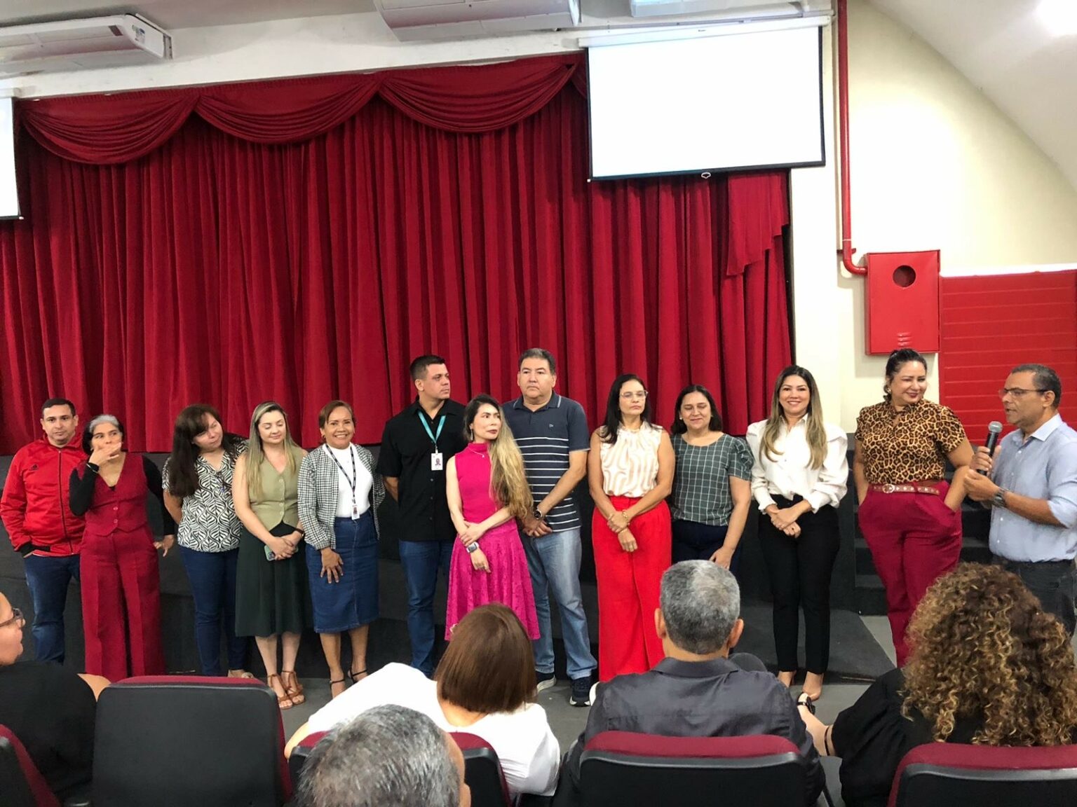 Prefeitura de Manaus apresenta Painel de Indicadores e Metas da Semed 2025 