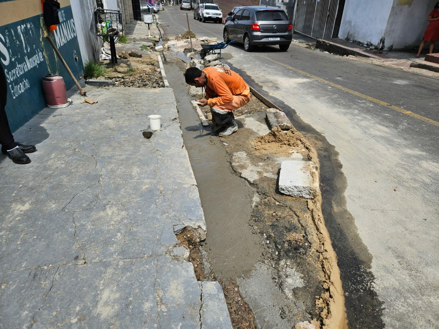 Prefeitura de Manaus revitaliza drenagem para evitar alagamentos no bairro Santo Antônio