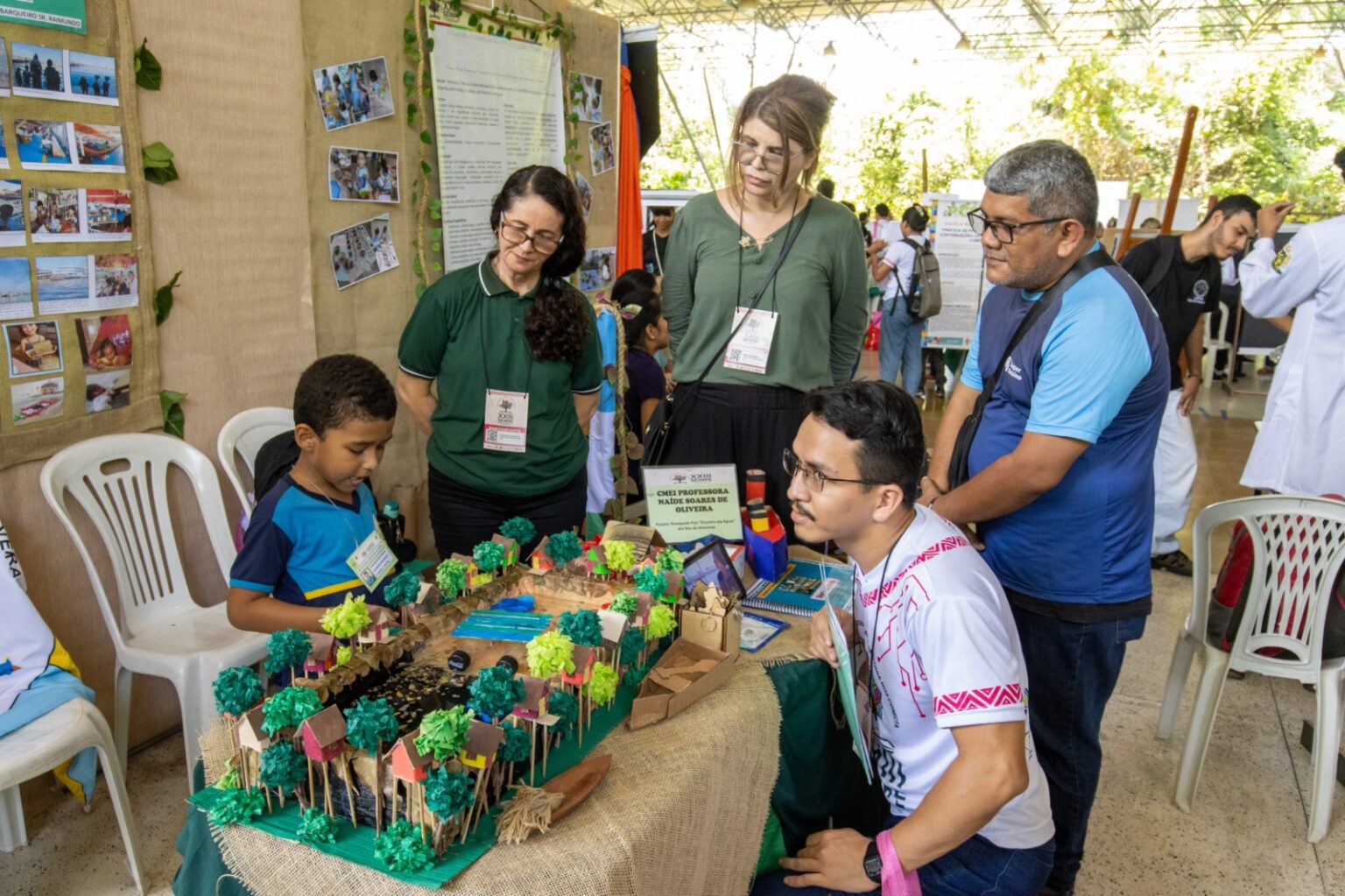 Iniciação científica mobiliza estudantes da Prefeitura de Manaus para eventos na Ufam