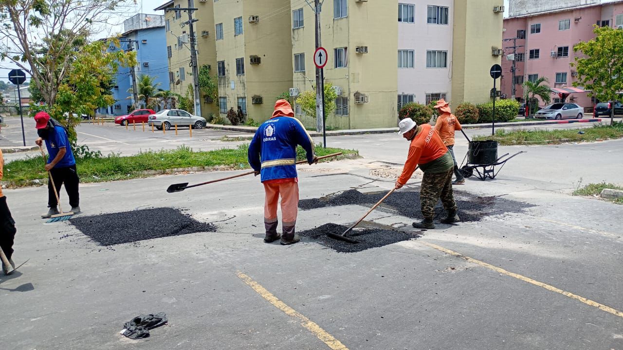 Prefeitura de Manaus transforma rua Leblon no conjunto Viver Melhor 3