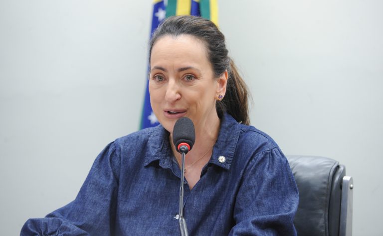 Comissão aprova criação de cadastro nacional para monitorar casos de doenças raras