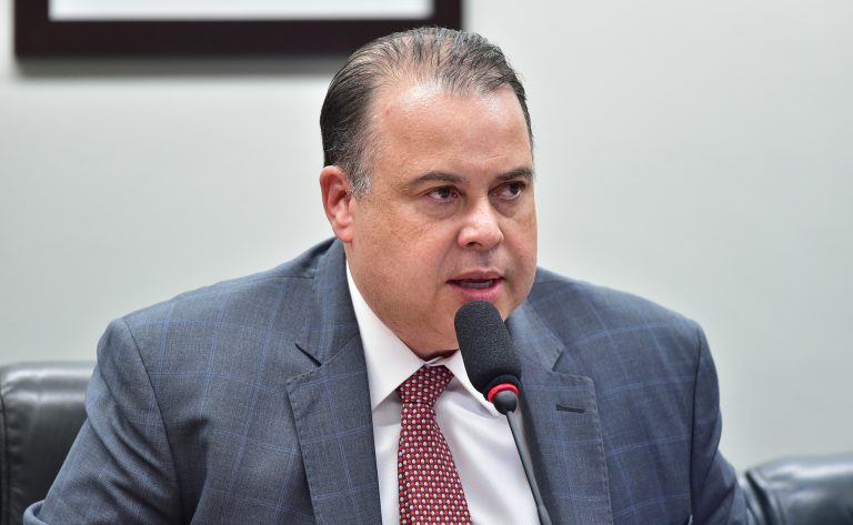Comissão aprova projeto de combate a crimes praticados por ligações telefônicas