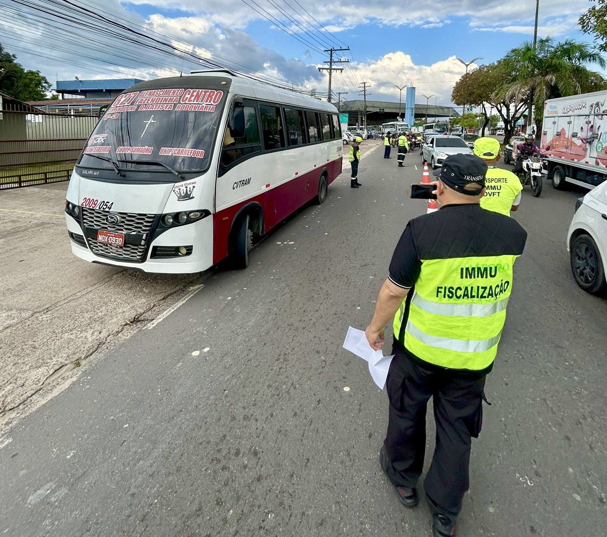 Prefeitura de Manaus realiza operação ‘Transporte Legal’ na zona Norte para reforçar a segurança dos passageiros