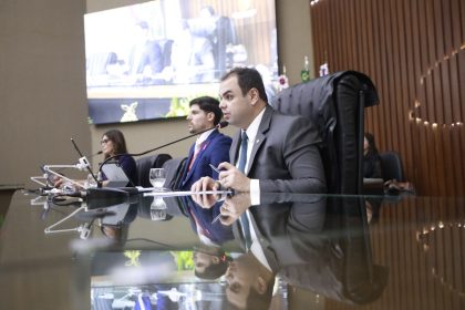 Deputados aprovam reajuste para servidores da Saúde e criação da Ronda Guardiã em defesa de crianças e adolescentes