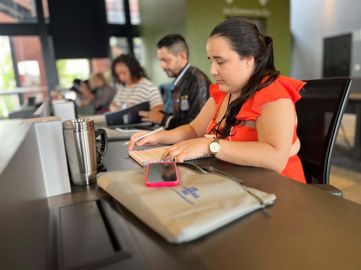 Prefeitura oferece treinamento gratuito de Marketing Digital para empreendedores amazônicos