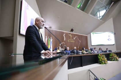 Parlamentares estaduais propõem matérias legislativas em apoio aos profissionais da educação no Amazonas