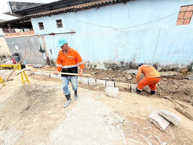 Prefeitura de Manaus recupera sistema de drenagem e reforça infraestrutura no bairro Lírio do Vale