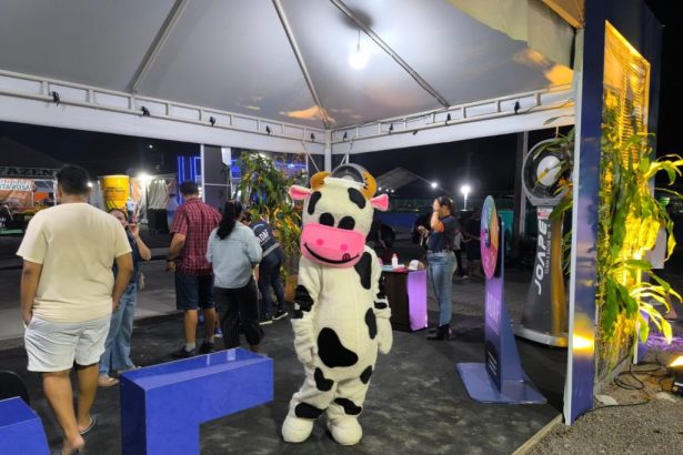 Expoagro 2025: Programação diversificada atrai mais de 1 mil pessoas o estande da Adaf