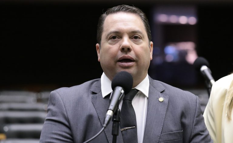 Comissão aprova criação de programa de segurança no campo Comissão aprova criação de programa de segurança no campo