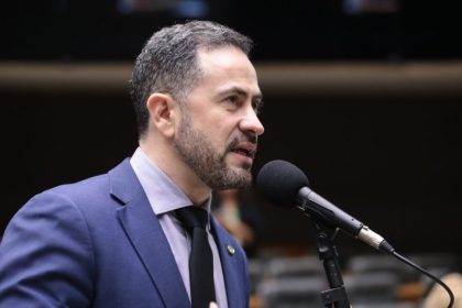 Câmara aprova reclusão de até 15 anos para quem alterar bebidas e causar morte Câmara aprova reclusão de até 15 anos para quem alterar bebidas e causar morte