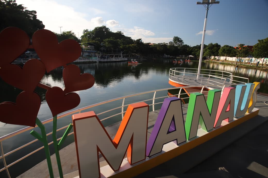 Letreiros em Manaus são instalados em três pontos para valorizar a paisagem urbana e atrair turismo local