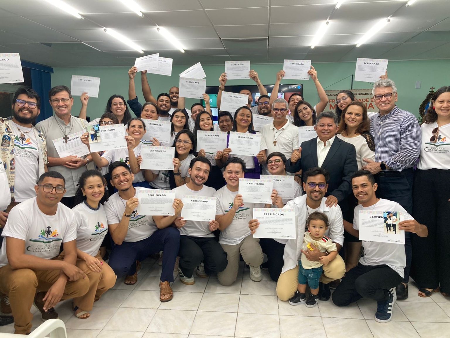 Emenda de Sinésio Campos garante formação de comunicadores da capital e do interior no projeto Escola de Comunicadores da Amazônia