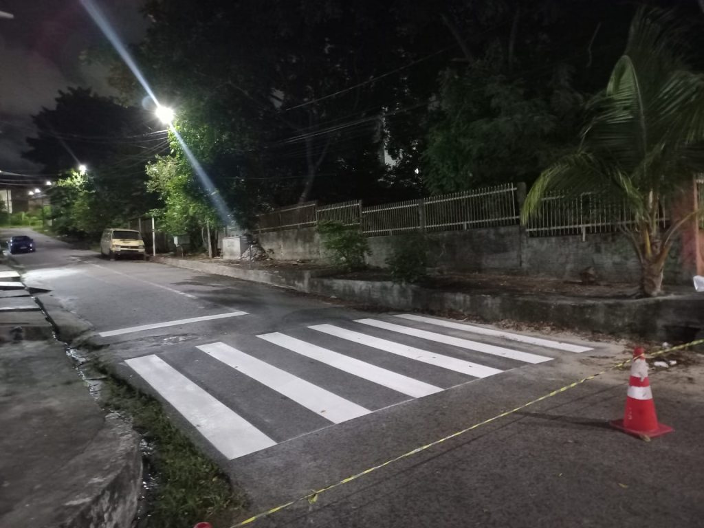 Prefeitura intensifica sinalização viária em Manaus