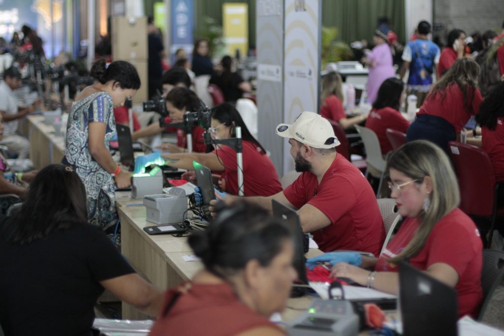 SSP-AM participa da Semana Nacional do ‘Registre-se’ com emissão da Carteira de Identidade Nacional SSP-AM participa da Semana Nacional do ‘Registre-se’ com emissão da Carteira de Identidade Nacional