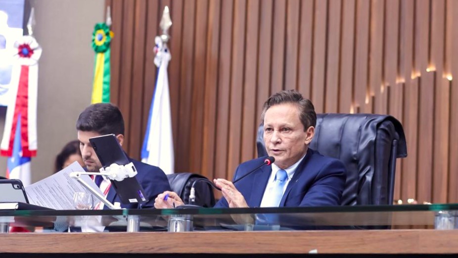 Adjuto-Afonso-celebra-reconhecimento-da-ACA-como-patrimonio-da-historia-e-do-desenvolvimento-do-Amazonas-Foto-Ney-Xavier