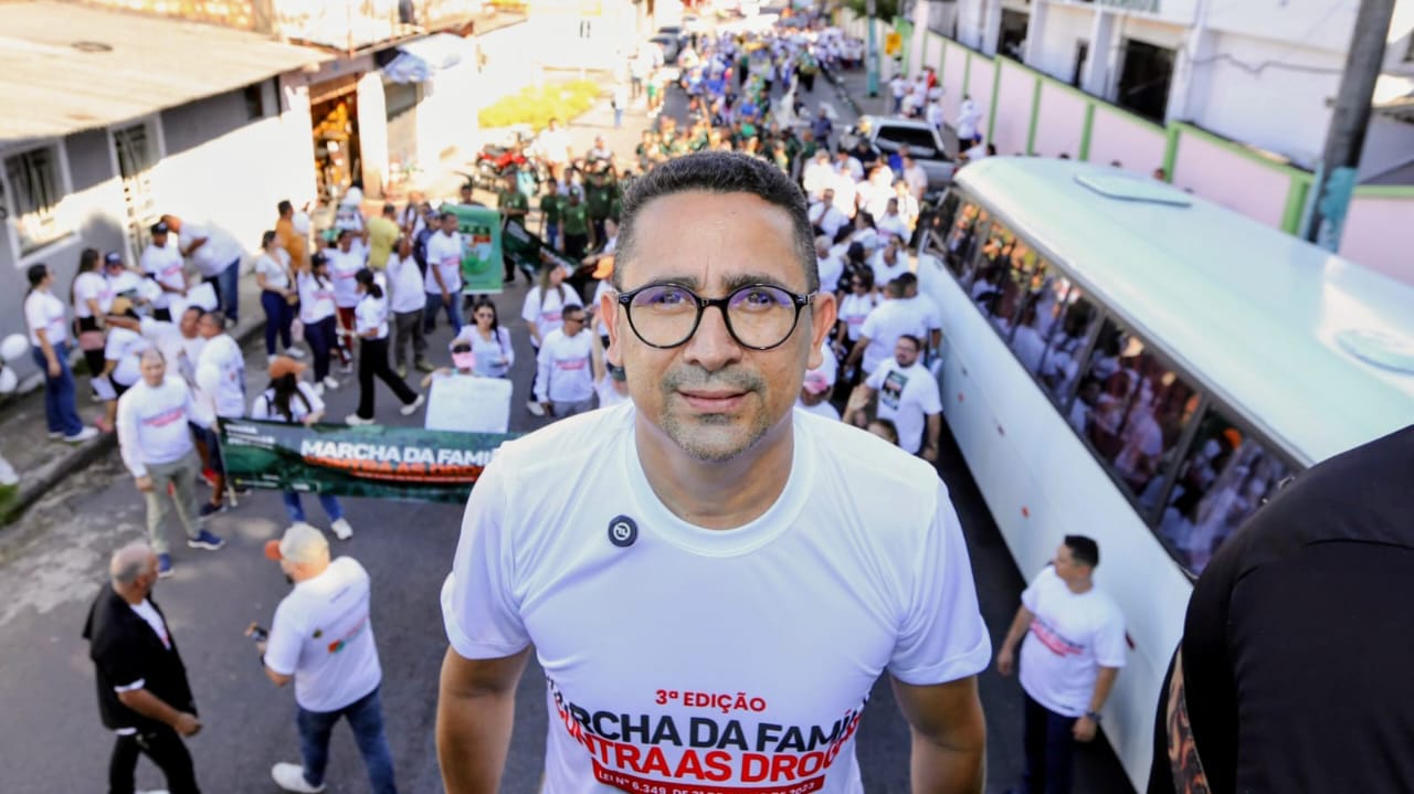 Daniel-Almeida-promove-4a-edicao-da-Marcha-da-Familia-Contra-as-Drogas-em-Manaus