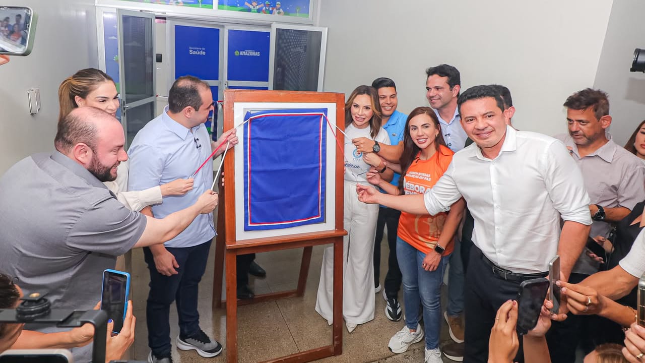 Deputado-Delegado-Pericles-entrega-equipamentos-ao-Hospital-da-Crianca-da-Zona-Sul-e-reforca-investimentos-de-R-870-mil-na-unidade-Foto-Marcio-James