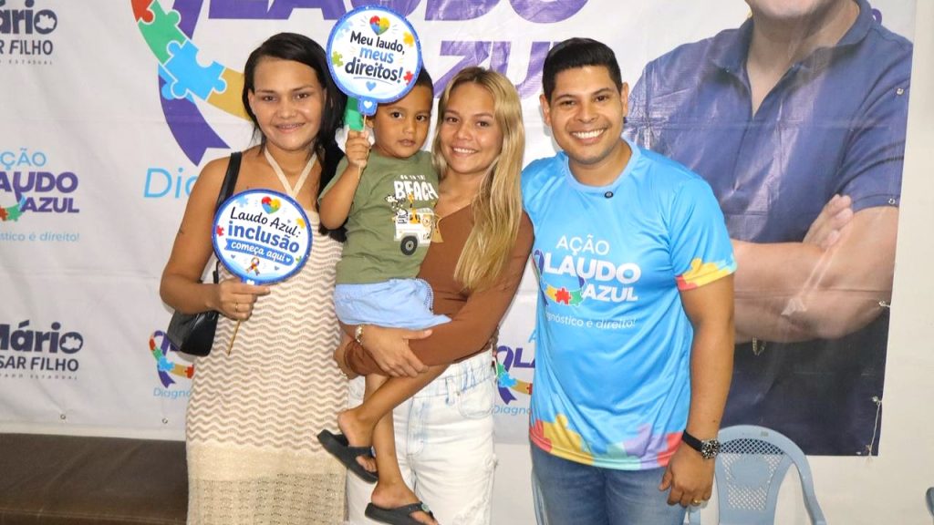 Laudo-Azul-acao-do-deputado-Mario-Cesar-Filho-leva-consulta-com-neuropediatra-para-mais-de-100-criancas-em-Manaus-Foto-Luciano-Marinho