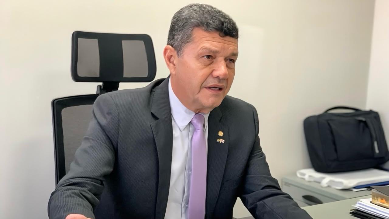 Mais de 2 mil condenados do semiaberto cumprem pena fora de presídios em Manaus; Comandante Dan defende reestruturação do sistema prisional