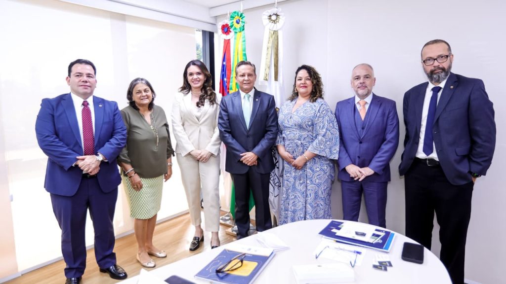 Aleam-fortalece-parceria-com-CNJ-para-avanco-da-politica-penal-no-Amazonas-Foto-Ney-Xavier