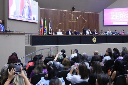 Assembleia Legislativa amplia rede de proteção às mulheres com novas leis e reforça campanha Agosto Lilás