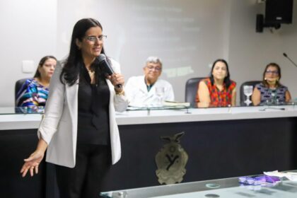 Assembleia Legislativa do Amazonas sedia lançamento de livro sobre autismo e posse na ALACA