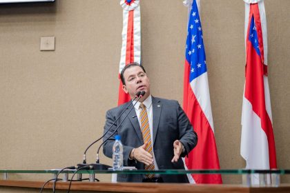 Em pronunciamento na Aleam, deputado Wilker Barreto aborda necessidade de expansão de áreas industriais no Amazonas