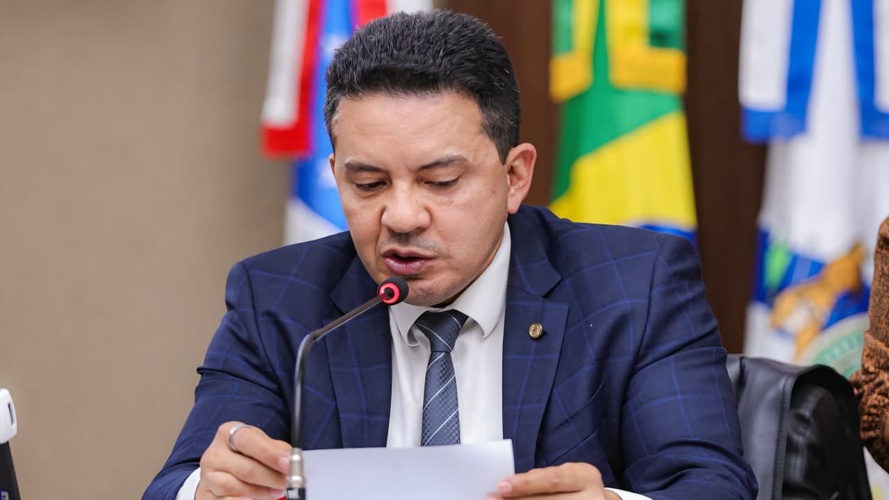 Aleam aprova projeto de Delegado Péricles que cria protocolo de proteção contra calor extremo no Amazonas