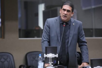 Cristiano D’Angelo destaca impactos dos apagões em Manacapuru durante sessão na Aleam