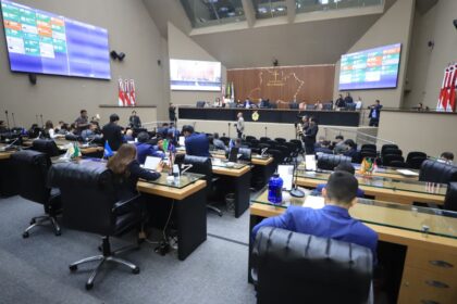 Aleam amplia legislação para enfrentar mudanças climáticas, cheias e vazantes no Amazonas