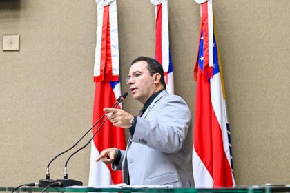 Wilker Barreto defende servidores após TCE-AM anular concurso de Tabatinga