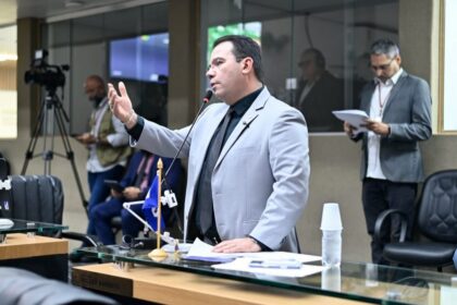 Wilker Barreto tem projeto aprovado para ampliar proteção de idosos em contratos de crédito