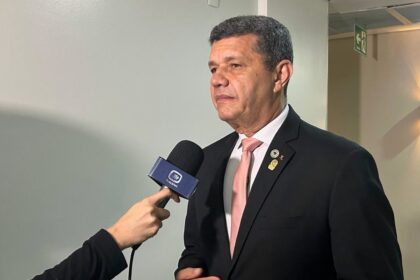 Seis dos dez municípios com mais focos de calor no Brasil estão no Amazonas, alerta Comandante Dan