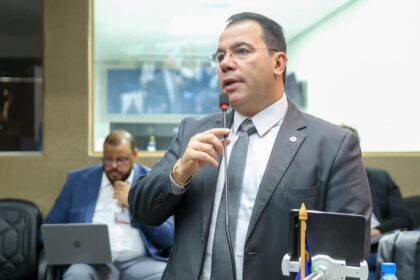 Wilker Barreto critica sugestão da Âmbar para uso de ventiladores após Manaus bater recorde de calor