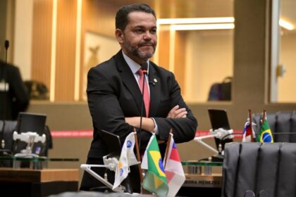 Rozenha cobra limites na disputa eleitoral no Amazonas