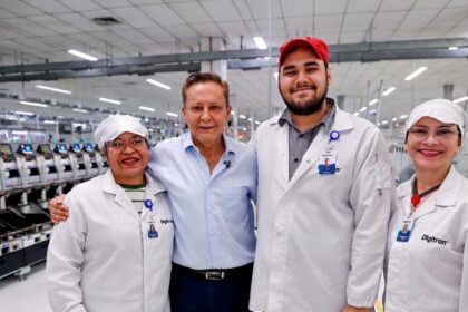 Presidente da Aleam, Adjuto Afonso, destaca Zona Franca e apoio à cultura no aniversário de Manaus