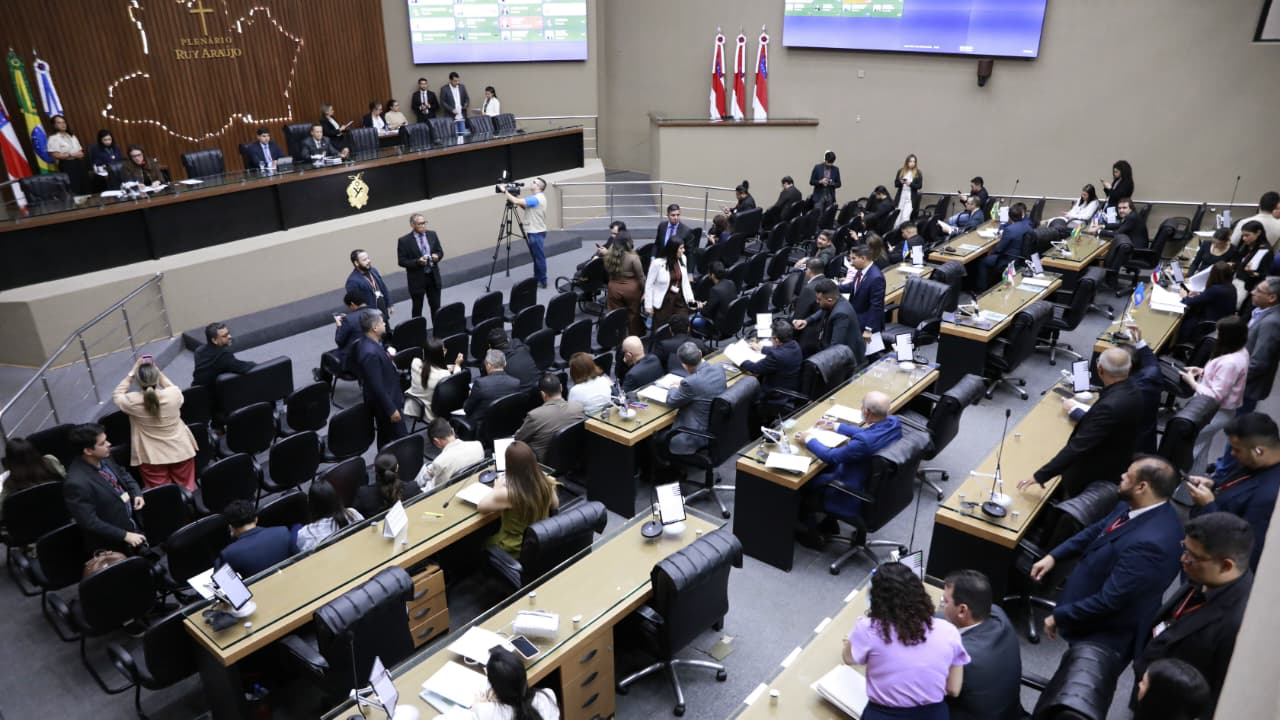Aleam destaca leis sancionadas em setembro para proteção de crianças, atendimento prioritário e prevenção de doenças