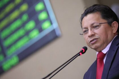 Fim da escala 6×1 representa avanço histórico para trabalhadores, afirma Sinésio Campos